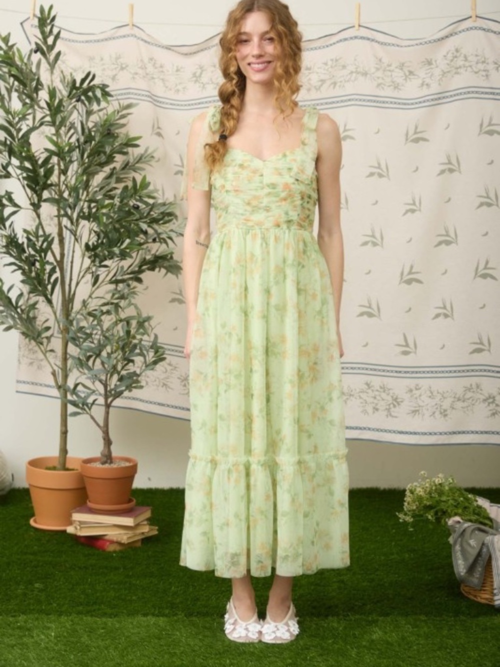 Floral Shirred Bodice Sleeveless Midi Dress